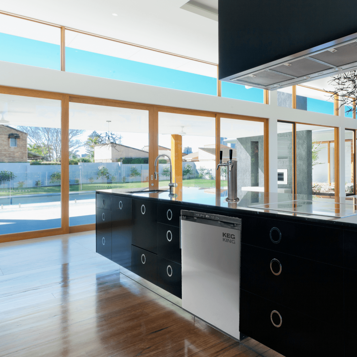 Kegmaster XL Premium Kegerator