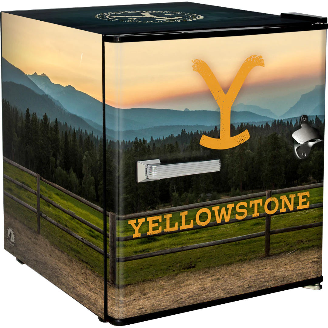 Yellowstone Retro Black Vintage Mini 46L Bar Fridge With Opener